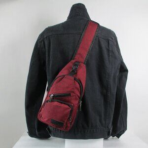 LCFUN RED DENIM-LOOK SLING CROSSBODY BAG📓🕗